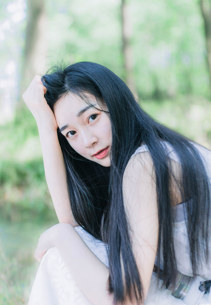“主公睿智。”贾诩微微拱手道：“只是嵩山之上，曹操派了不少精兵看守，想要重夺王印，怕是……”